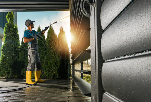 Best Animal Enclosure Cleaning  in Kensington, NY
